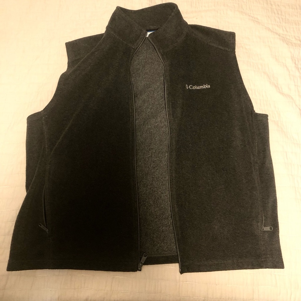 Columbia fleece vest
